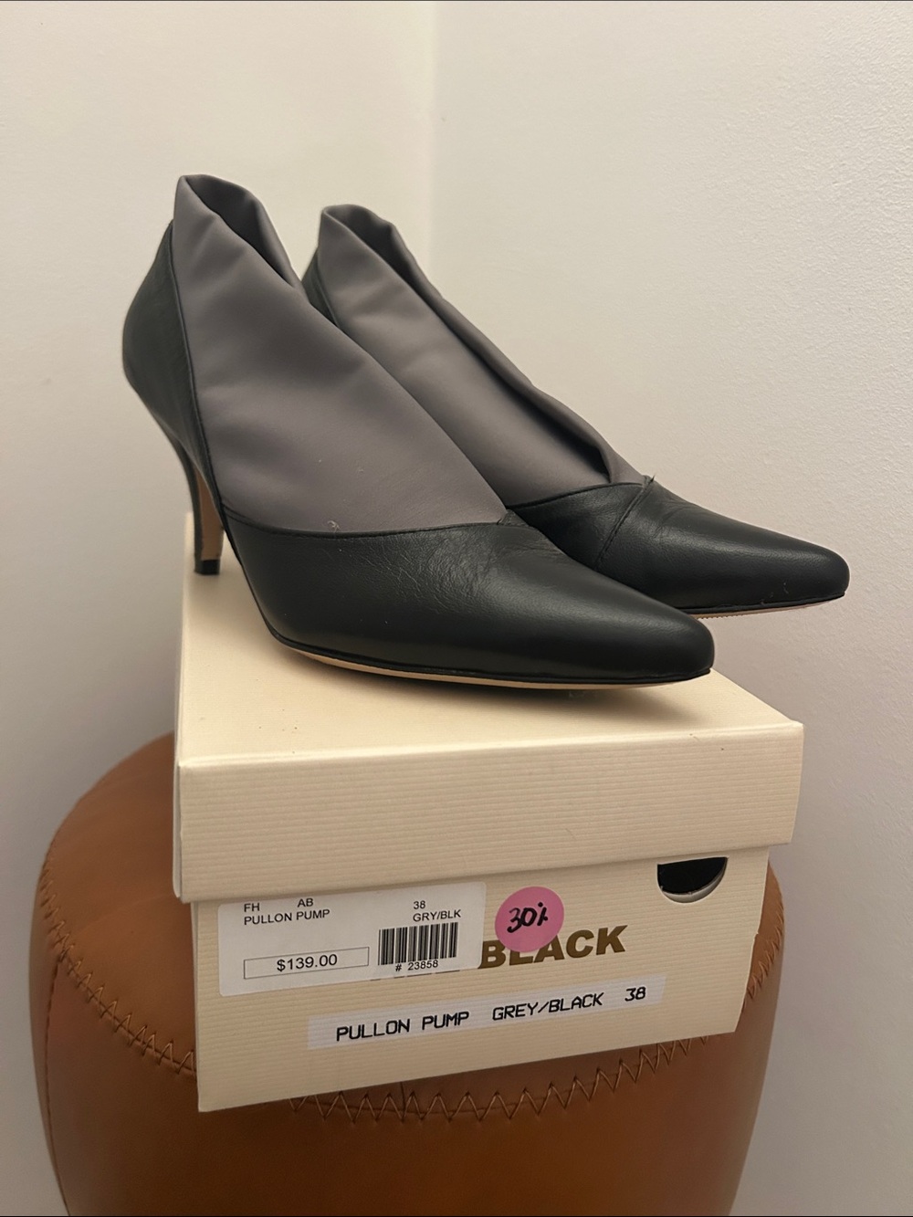 Grey and Black Pointed-Toe Pullon Pump Heels